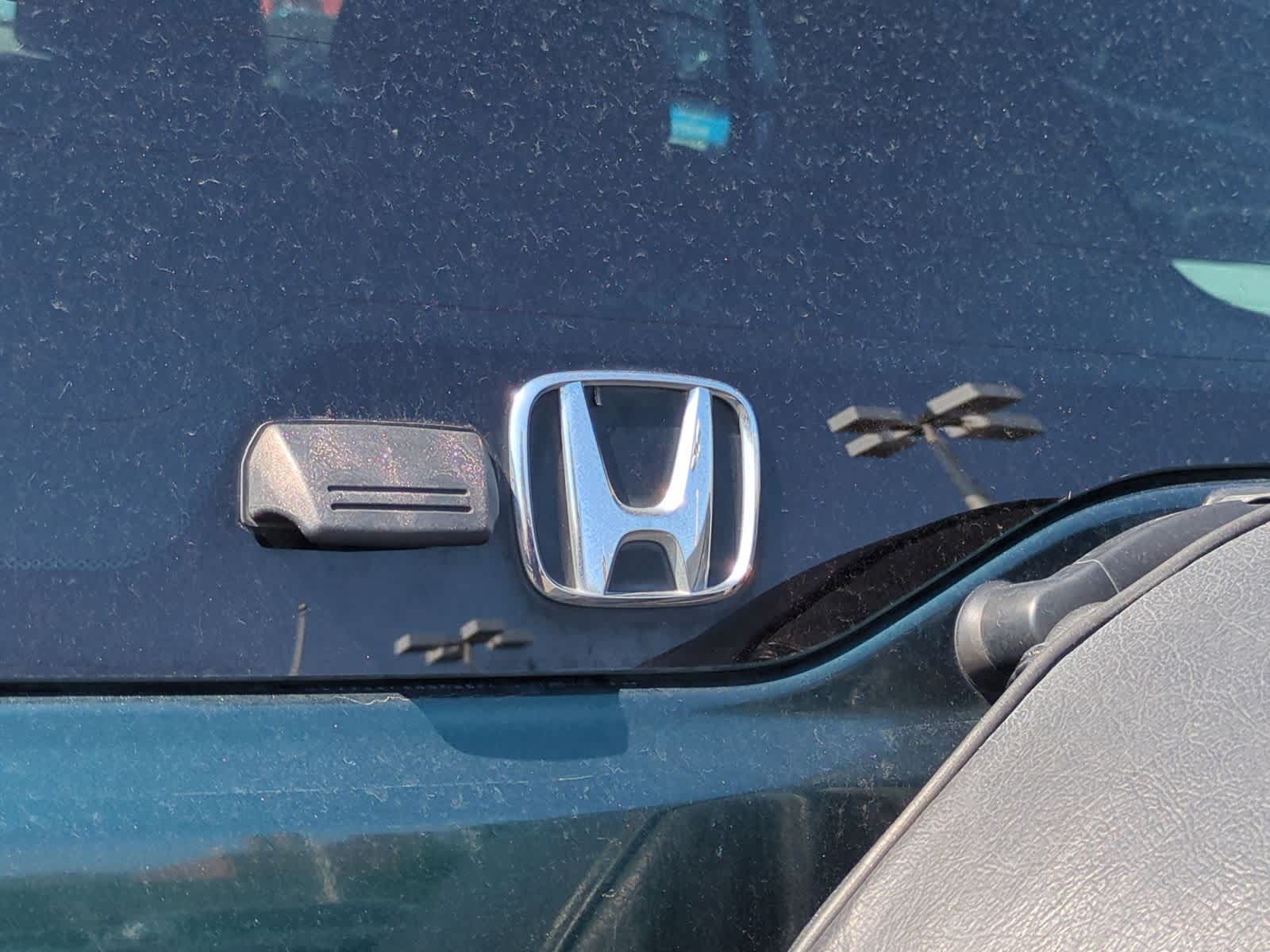 Thumbnail: 2004 Honda CR-V - 12