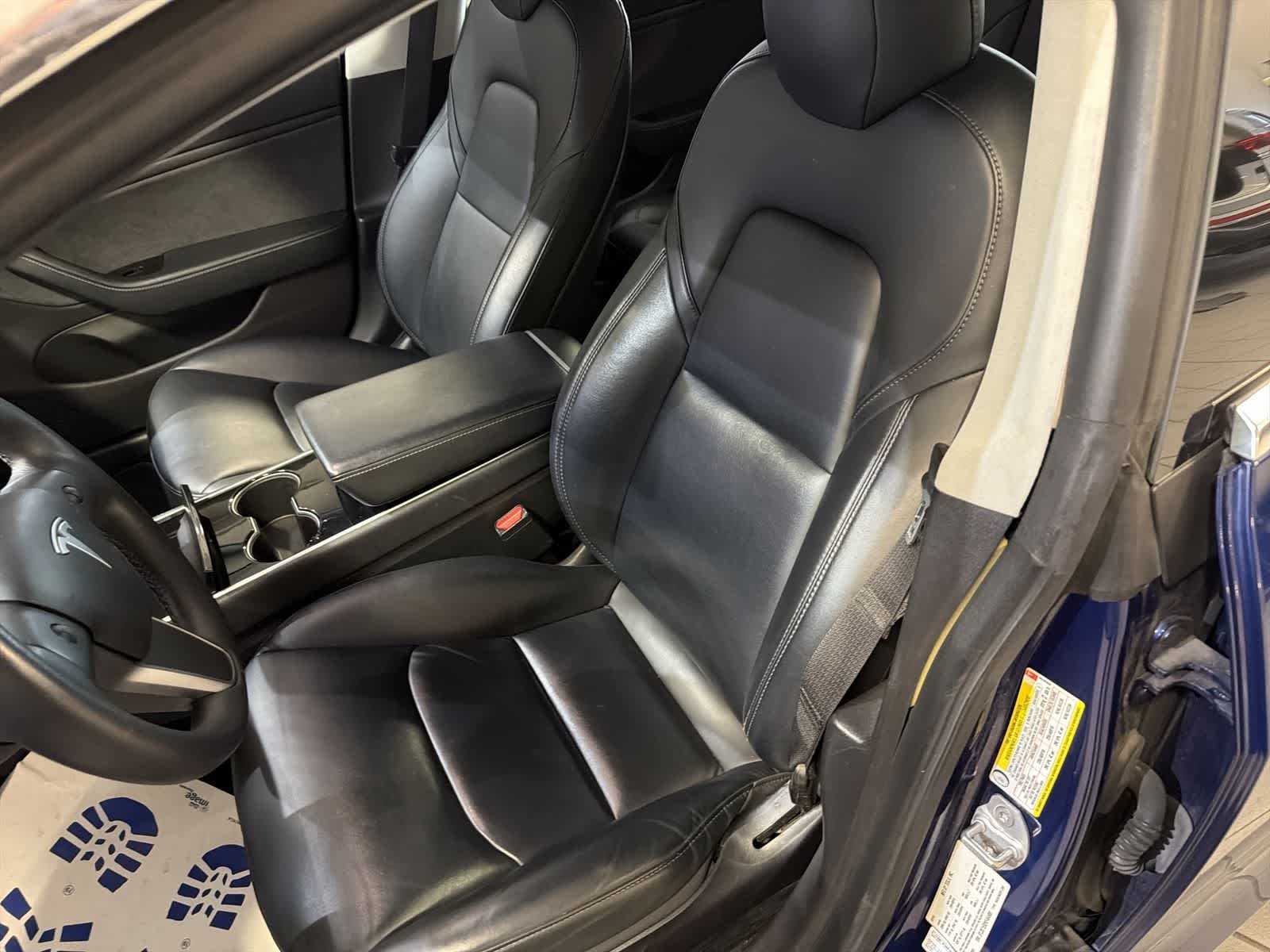 Thumbnail: 2019 Tesla Model 3 - 15