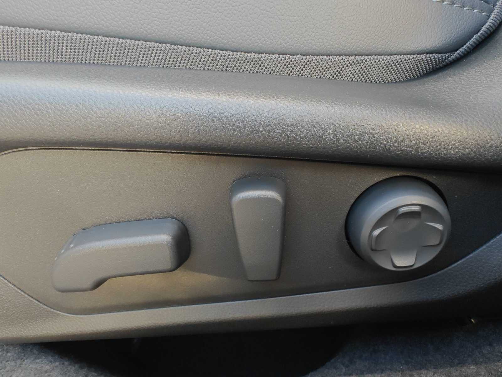 Thumbnail: 2026 Subaru Outback - 18