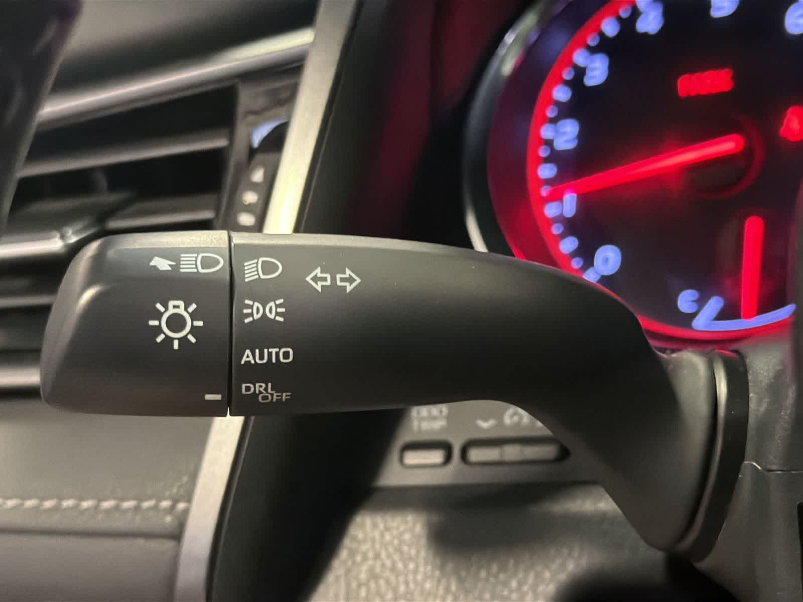 2020 Toyota Camry XSE - Photo 28