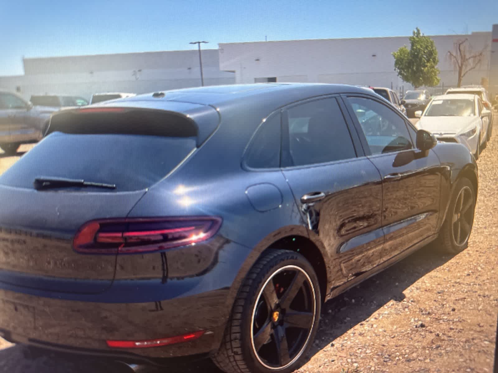 Thumbnail: 2017 Porsche Macan - 5