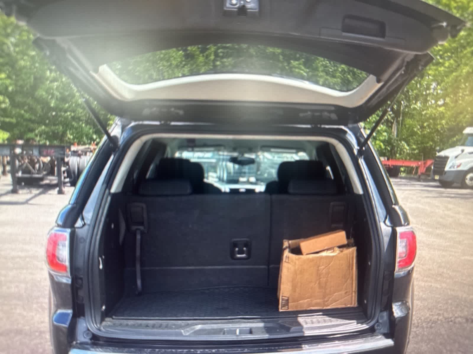 Thumbnail: 2014 GMC Acadia - 20