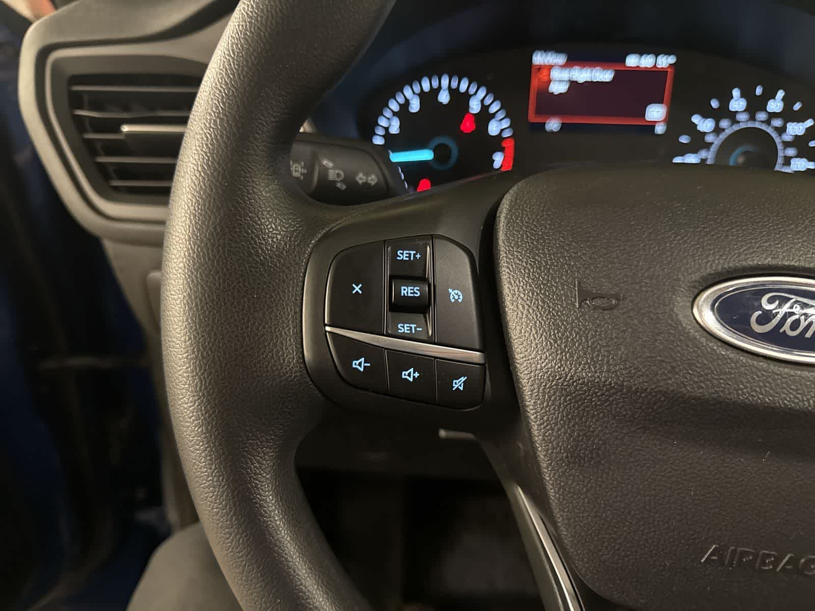 Thumbnail: 2022 Ford Escape - 22