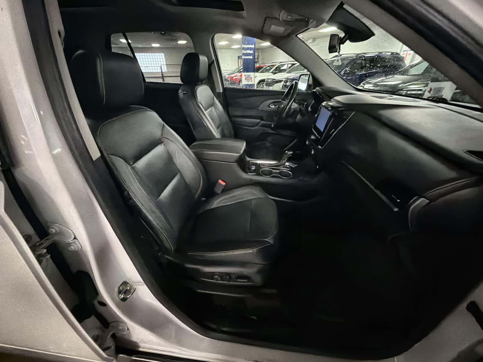 Thumbnail: 2019 Chevrolet Traverse - 24