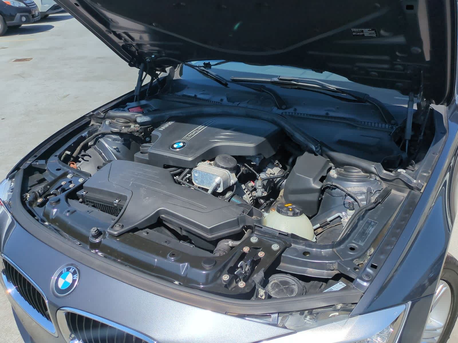 Thumbnail: 2015 BMW 3 Series - 15