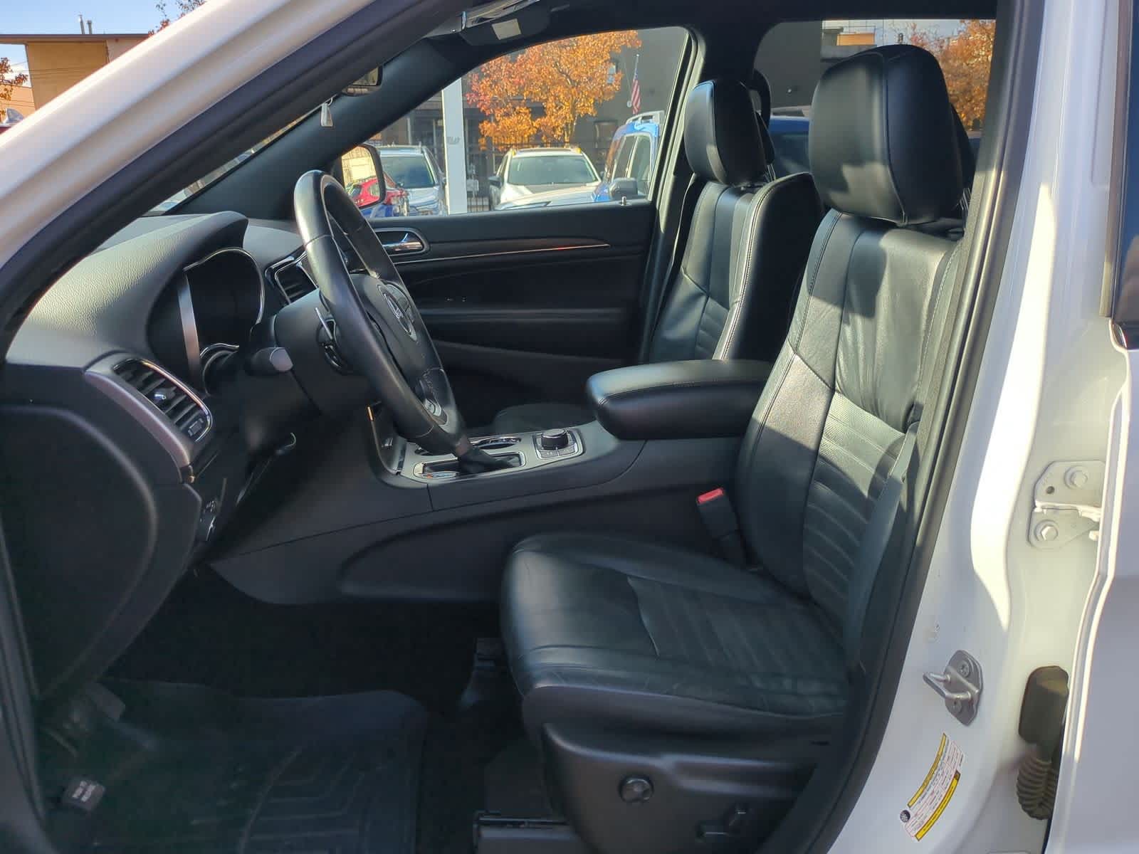 Thumbnail: 2019 Jeep Grand Cherokee - 17