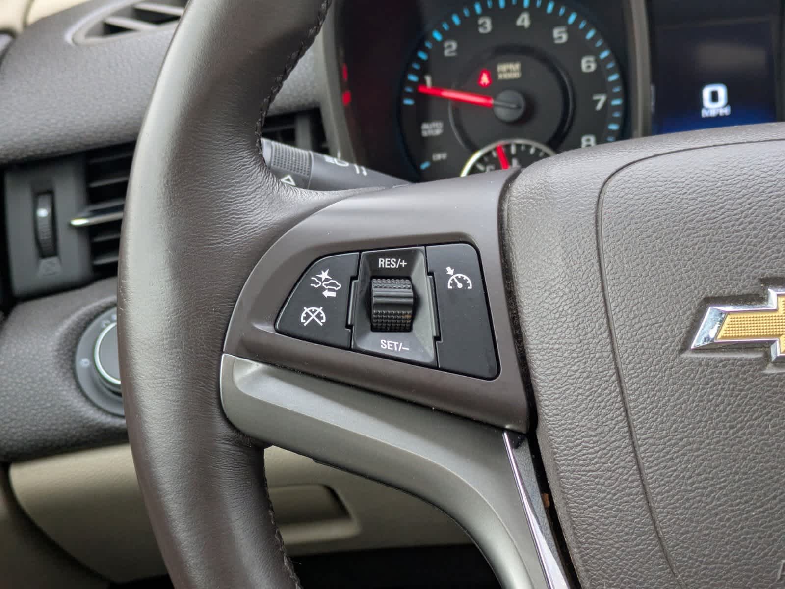 Thumbnail: 2015 Chevrolet Malibu - 7