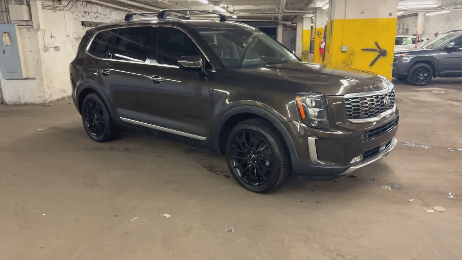 Thumbnail: 2020 Kia Telluride - 2
