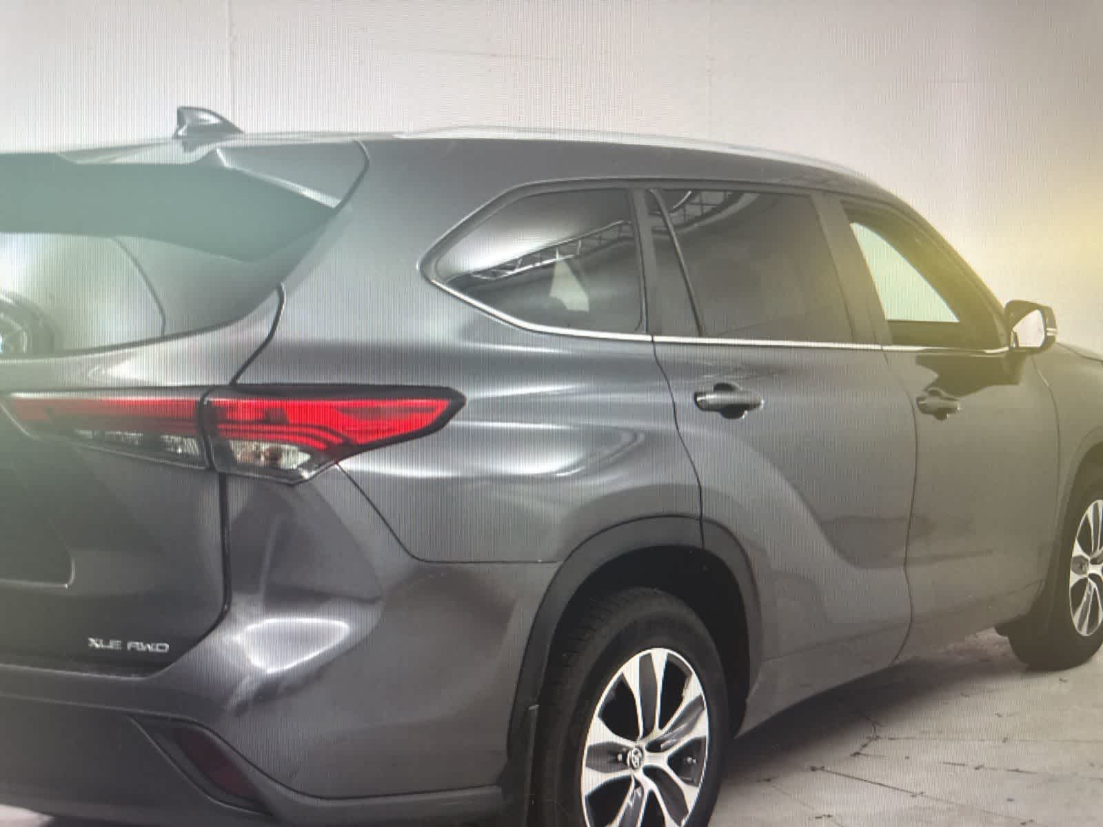 2023 Toyota Highlander XLE - Photo 42