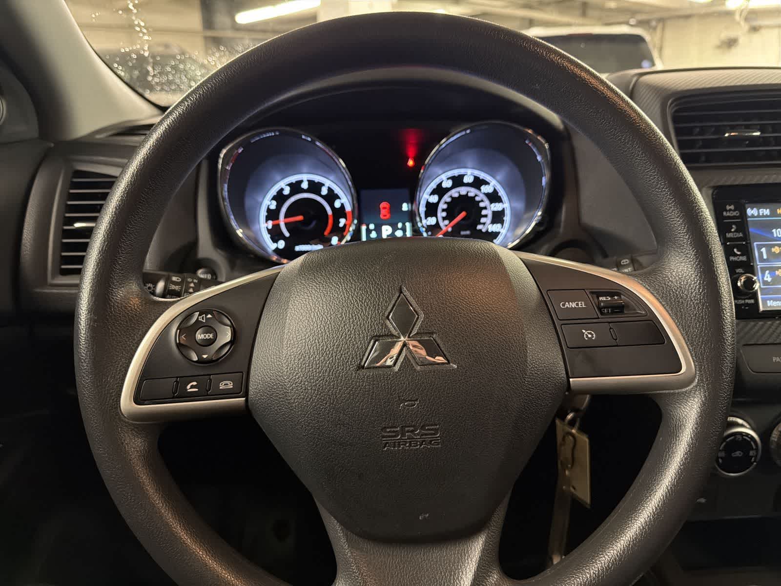 Thumbnail: 2024 Mitsubishi Outlander Sport - 23