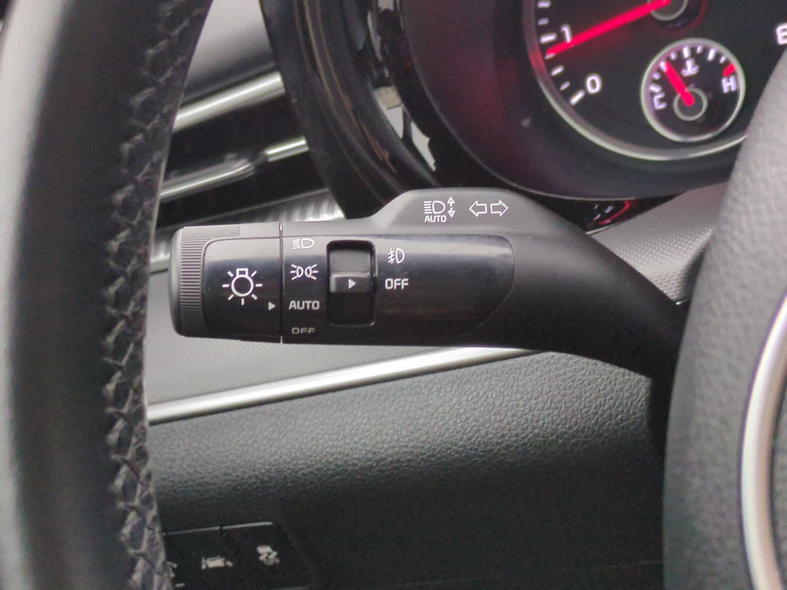 Thumbnail: 2021 Kia K5 - 28