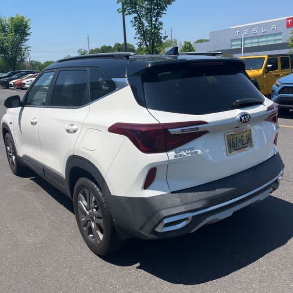 Thumbnail: 2021 Kia Seltos - 7