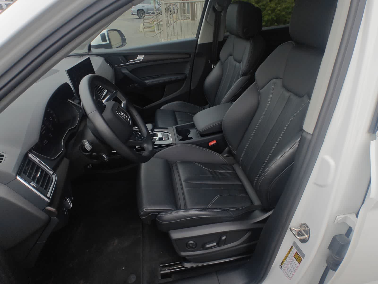 Thumbnail: 2024 Audi Q5 - 16