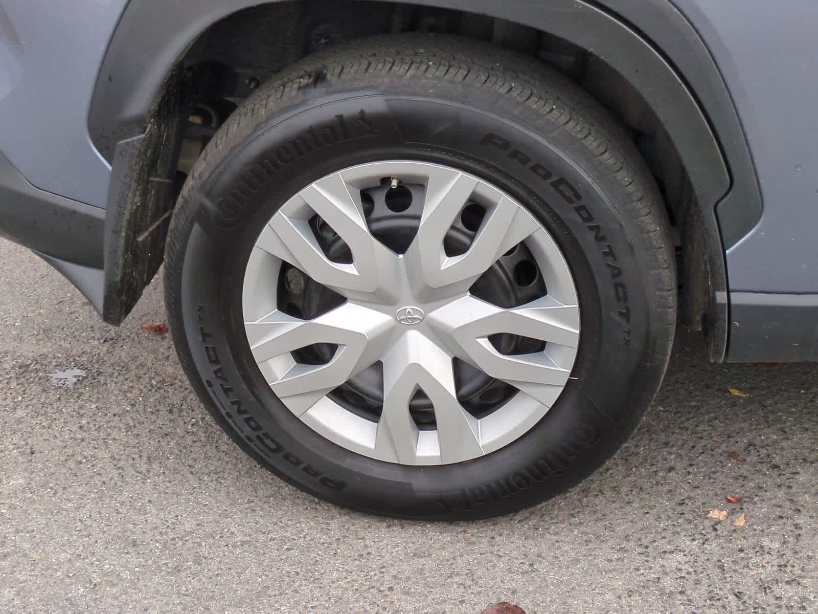 Thumbnail: 2023 Toyota Corolla Cross - 14