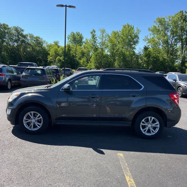 Thumbnail: 2017 Chevrolet Equinox - 3