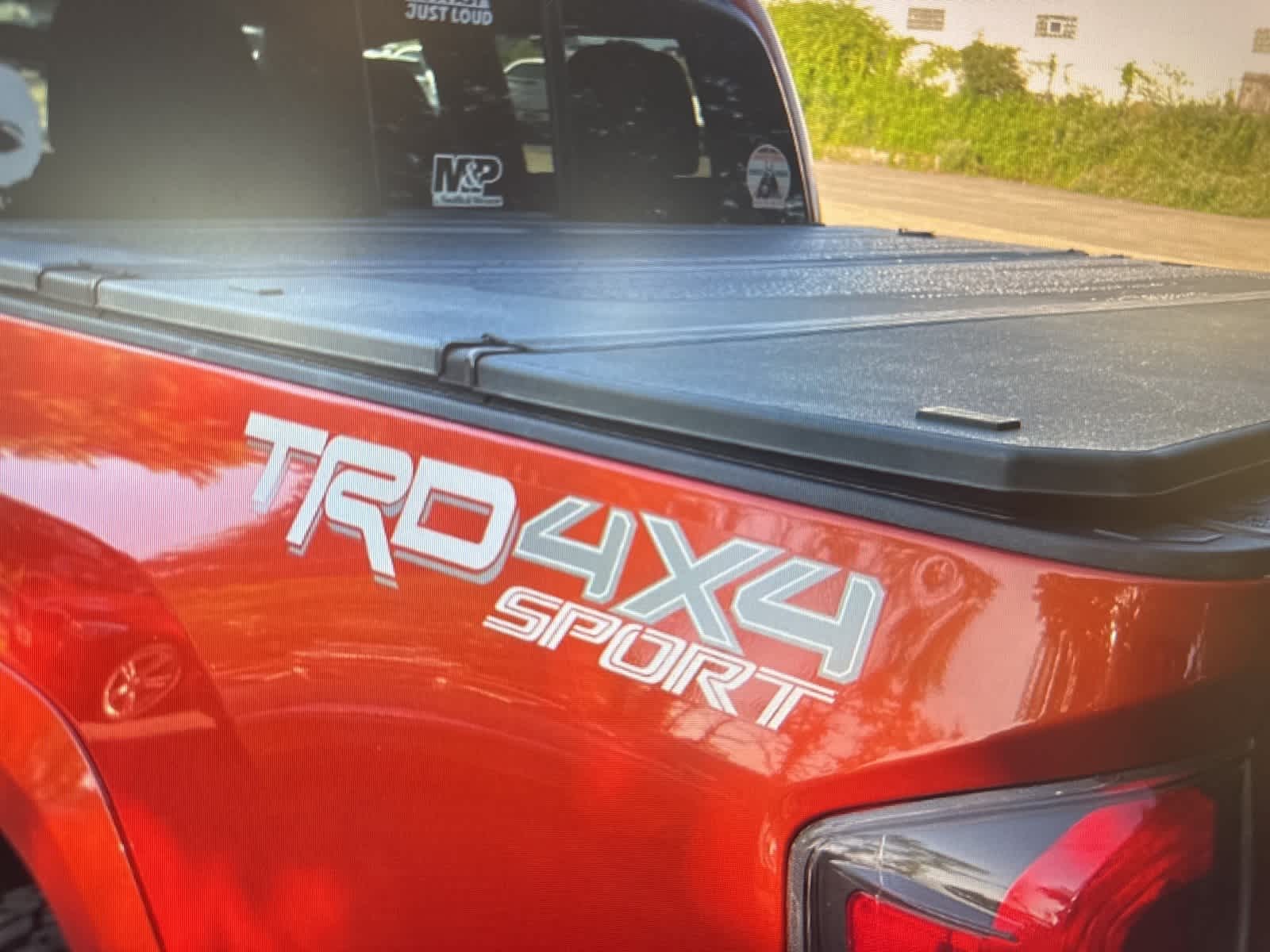 Thumbnail: 2016 Toyota Tacoma - 11