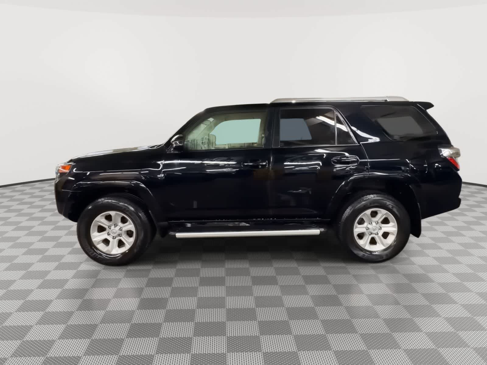 Thumbnail: 2015 Toyota 4Runner - 5