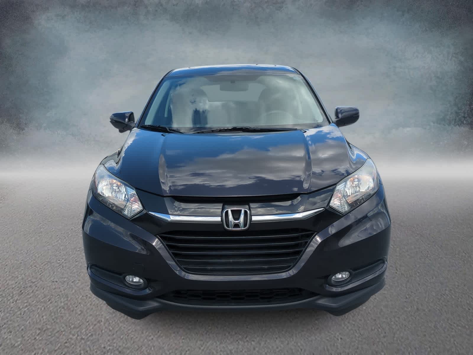Thumbnail: 2016 Honda HR-V - 3