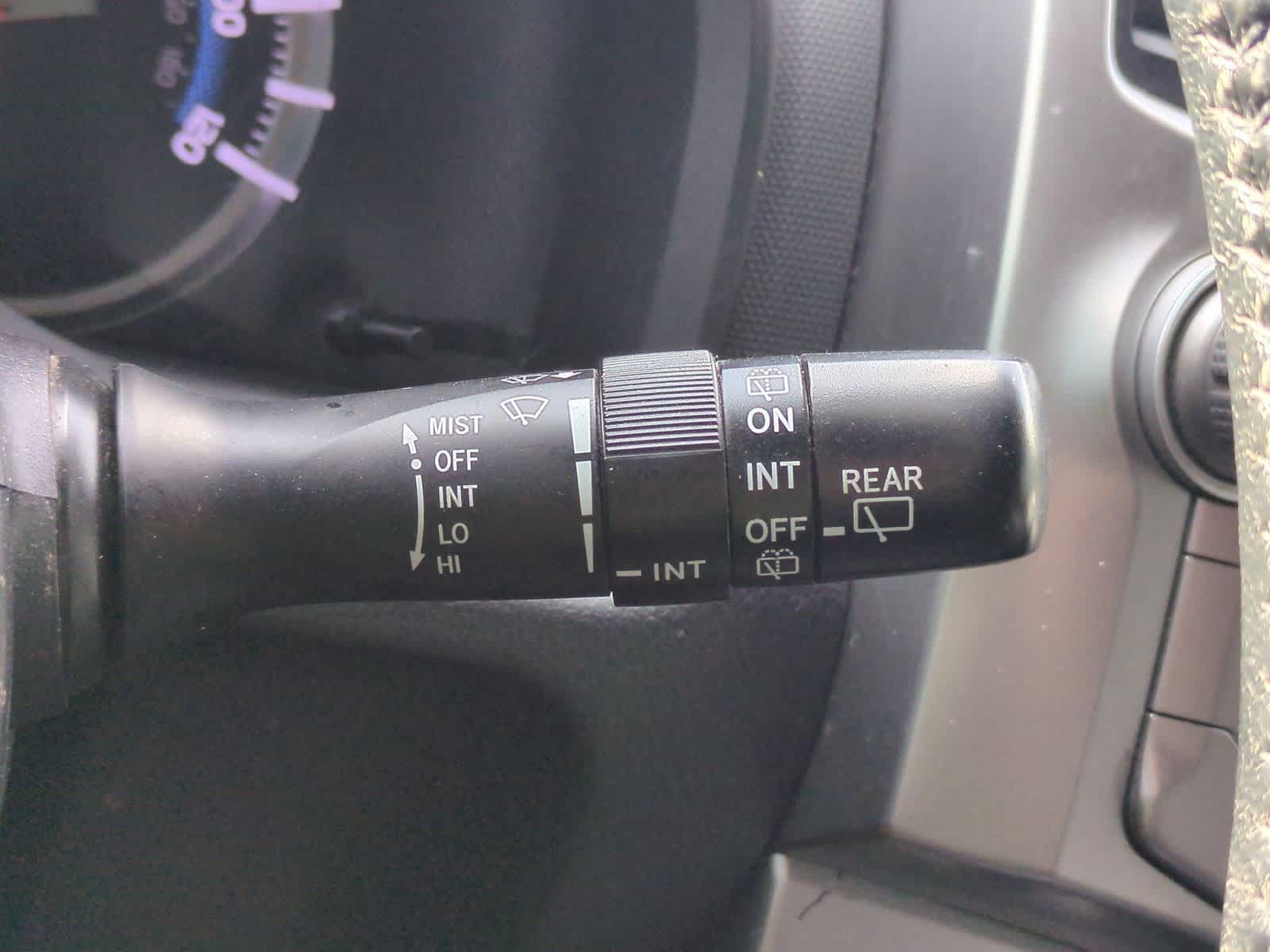 Thumbnail: 2015 Toyota 4Runner - 26