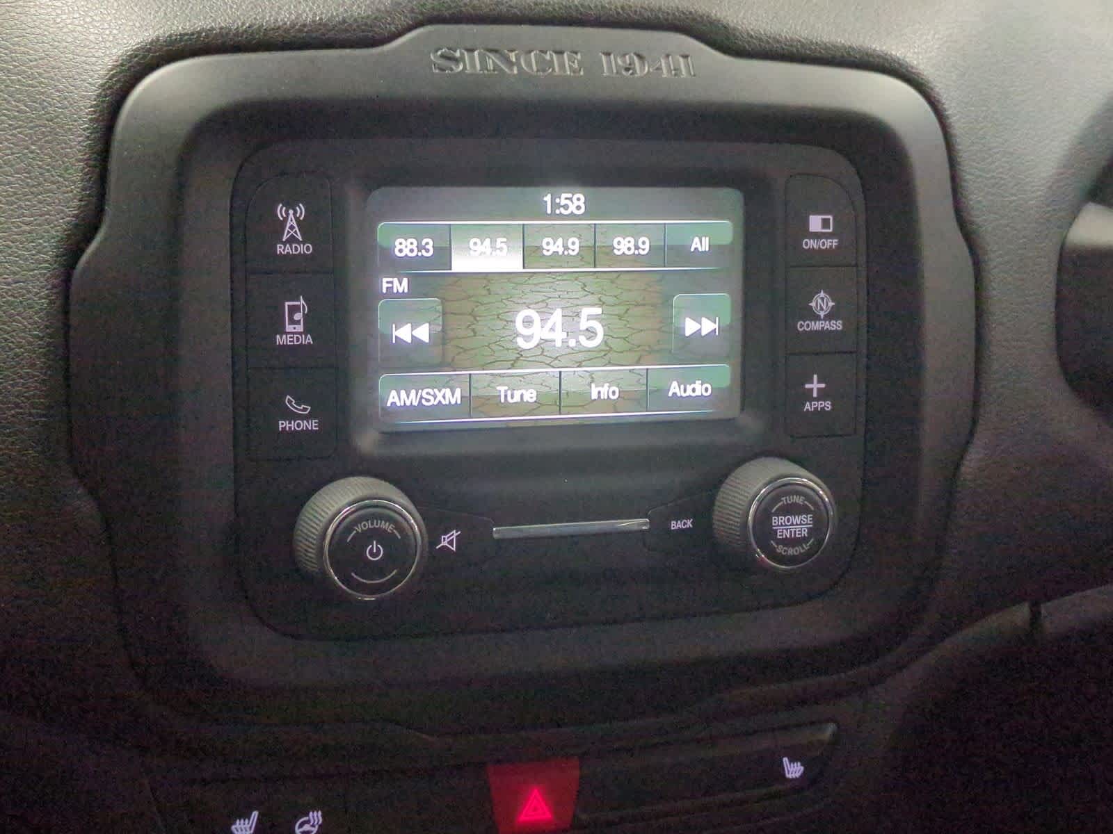 Thumbnail: 2017 Jeep Renegade - 30