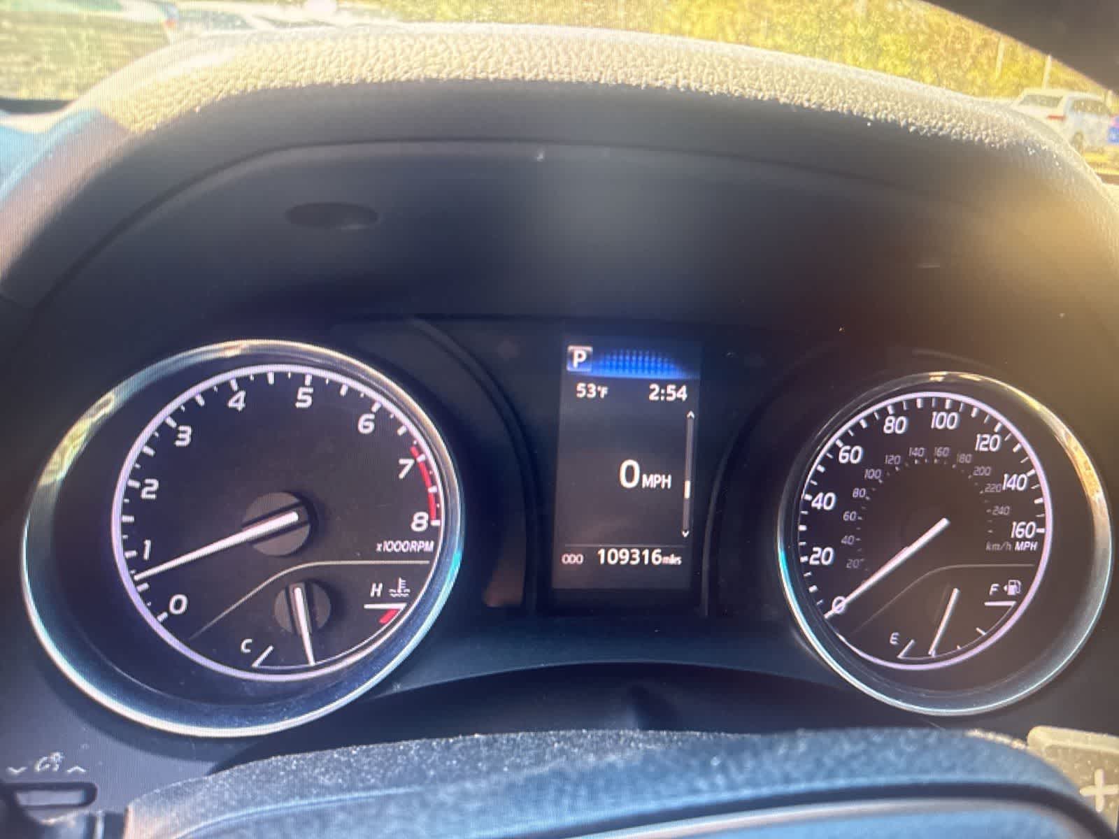 Thumbnail: 2019 Toyota Camry - 17