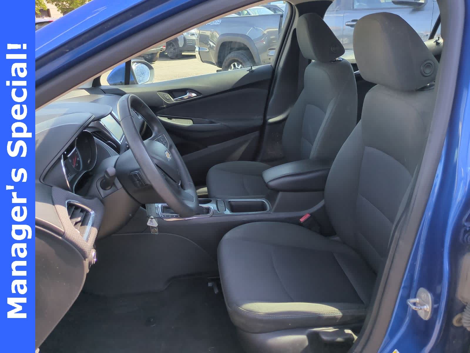 Thumbnail: 2018 Chevrolet Cruze - 17