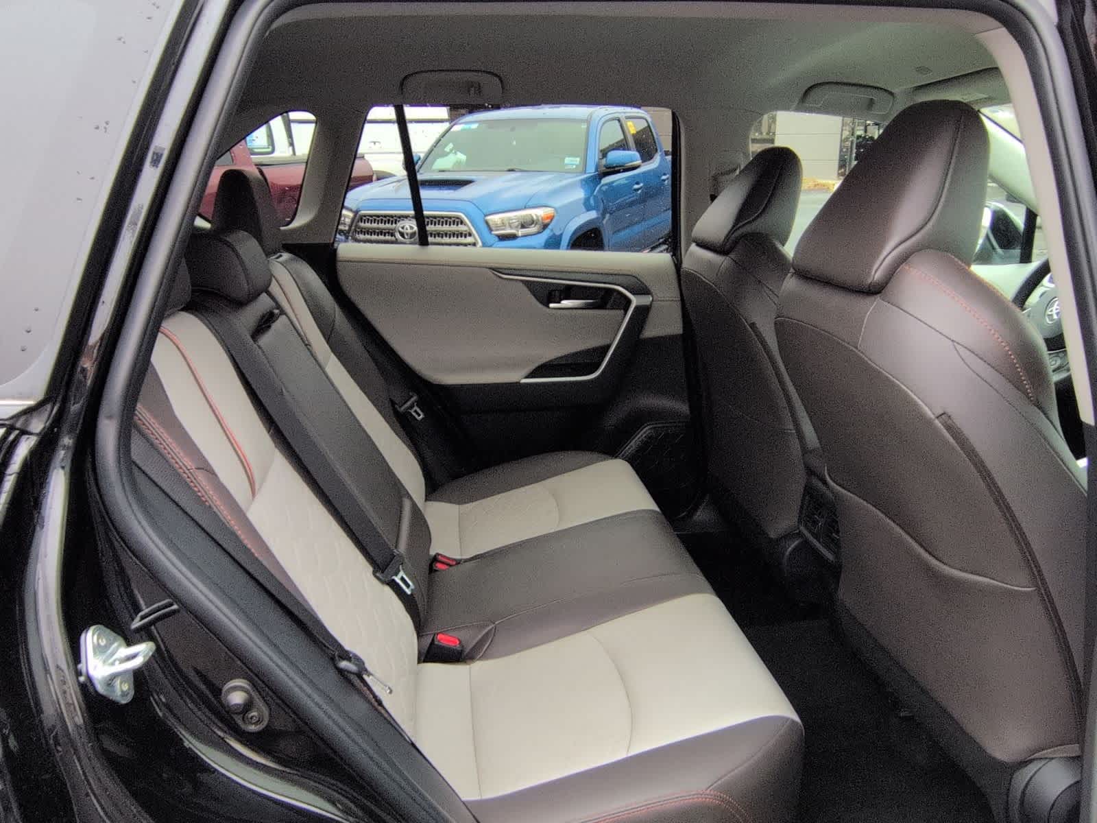 Thumbnail: 2024 Toyota RAV4 - 21