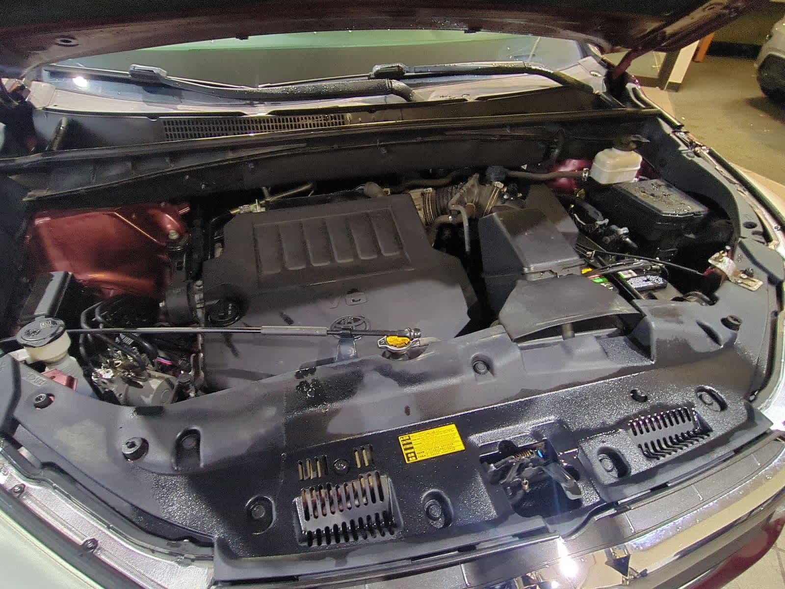 Thumbnail: 2015 Toyota Highlander - 15