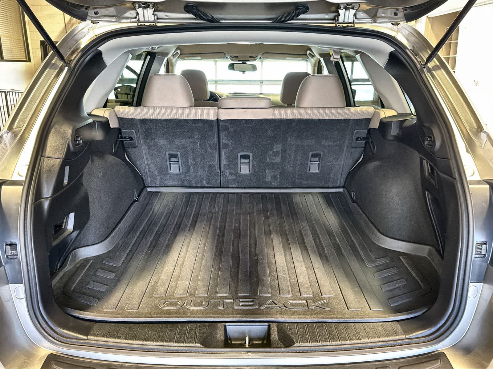 Thumbnail: 2016 Subaru Outback - 34