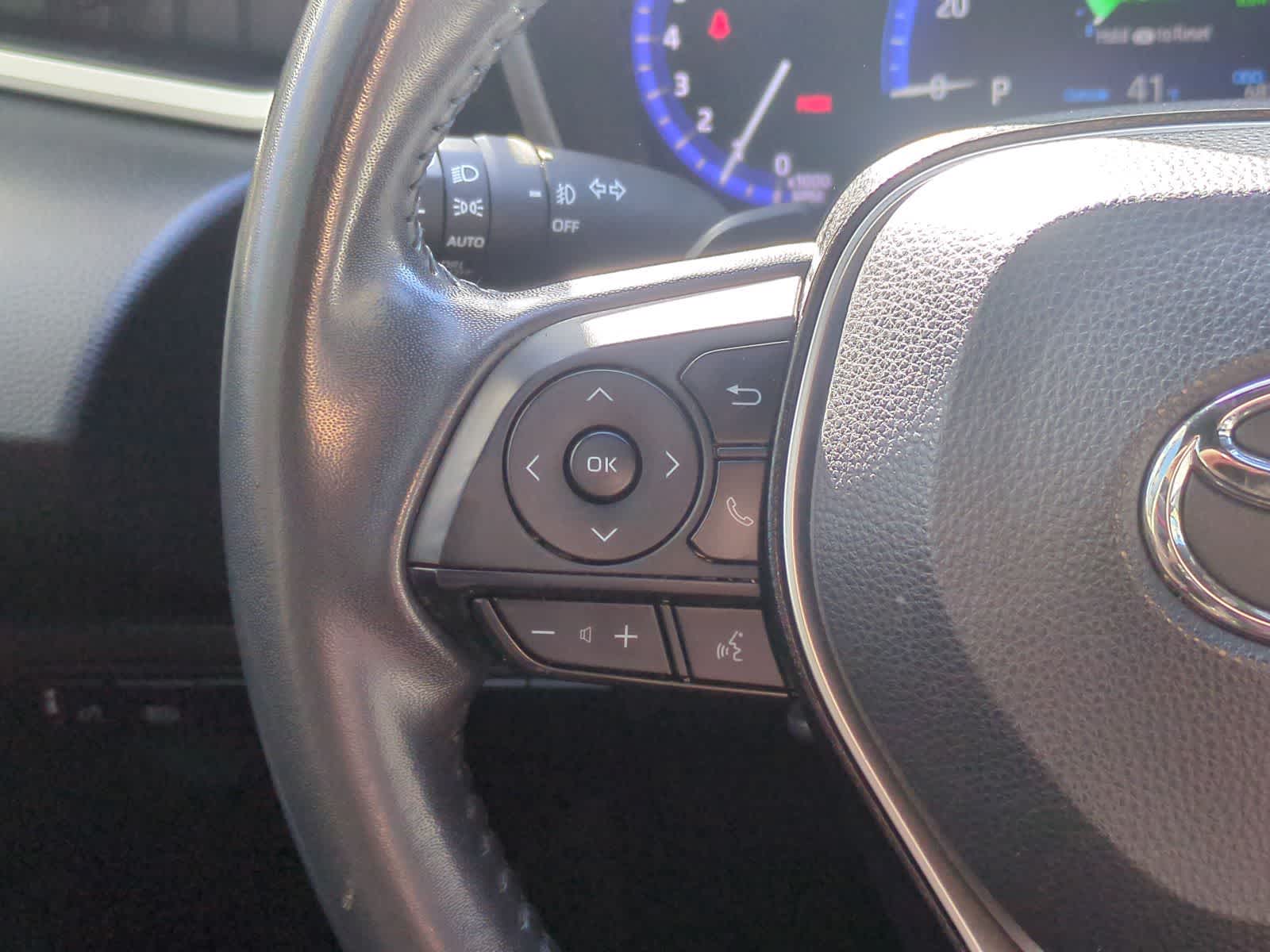 Thumbnail: 2021 Toyota Corolla - 24