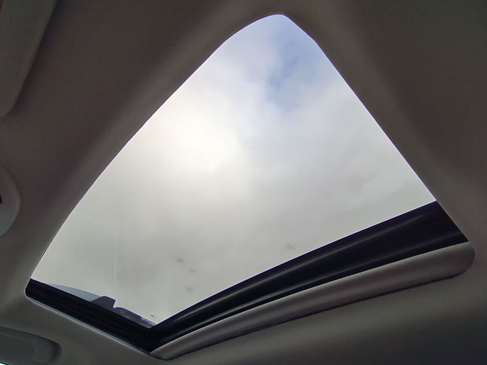 Thumbnail: 2022 Subaru Outback - 20