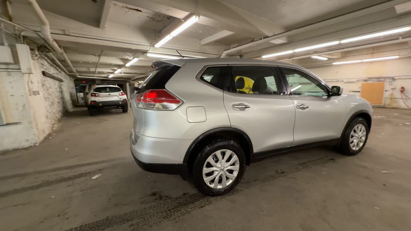 Thumbnail: 2015 Nissan Rogue - 8