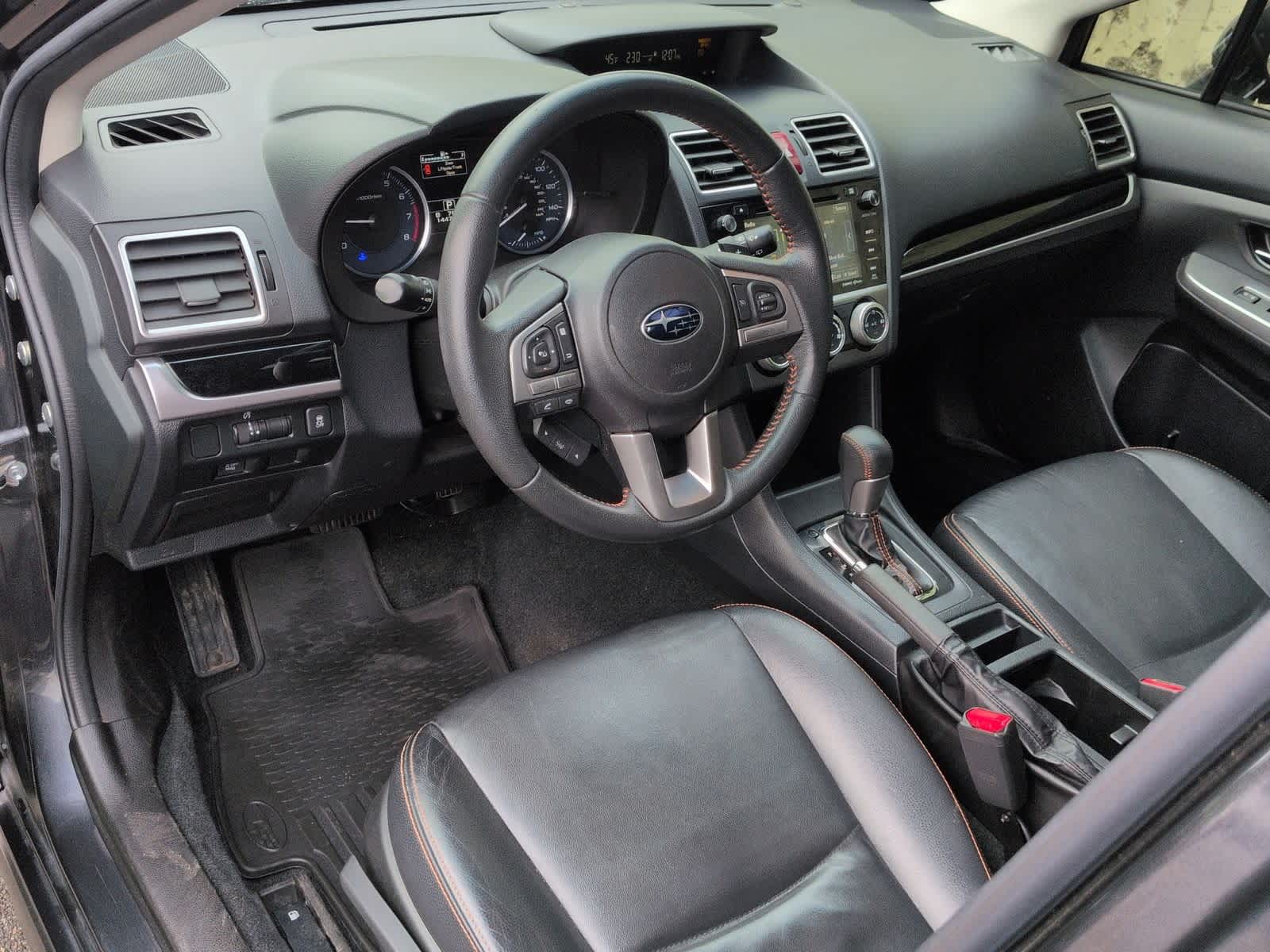 Thumbnail: 2017 Subaru Crosstrek - 10