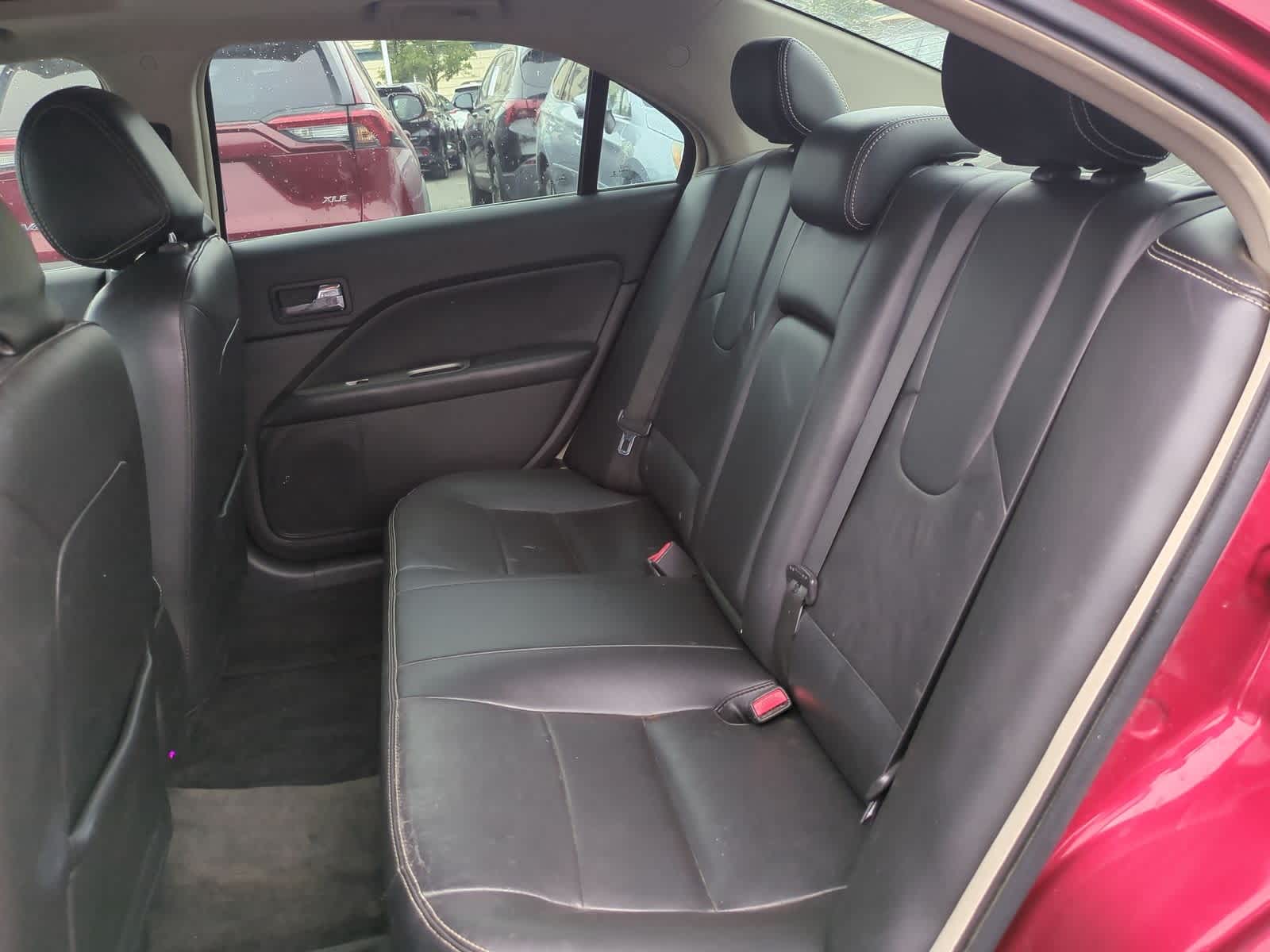 Thumbnail: 2012 Ford Fusion - 21
