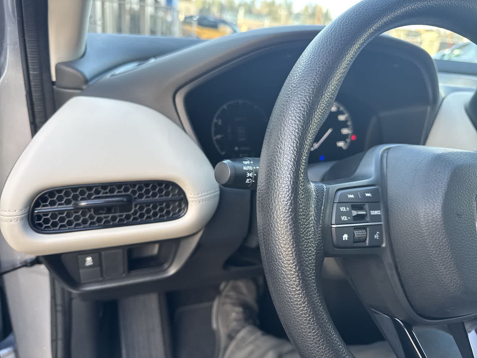 Thumbnail: 2023 Honda HR-V - 21