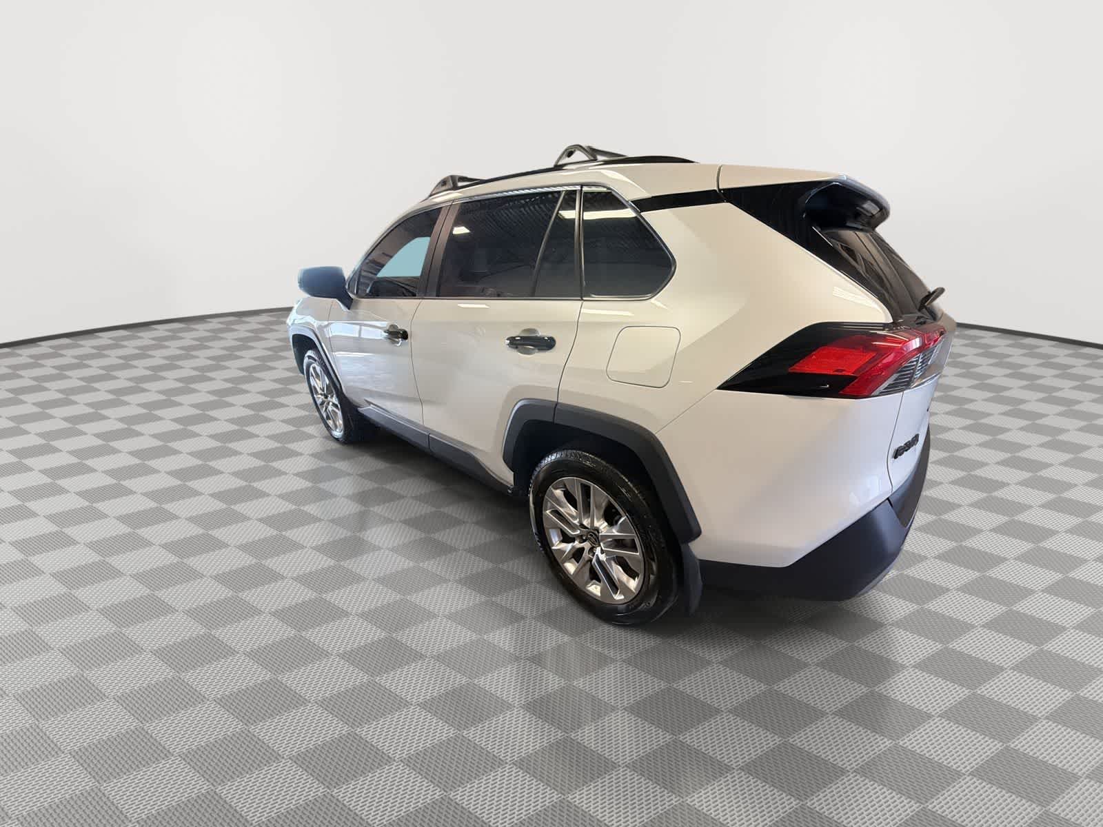 Thumbnail: 2025 Toyota RAV4 - 6