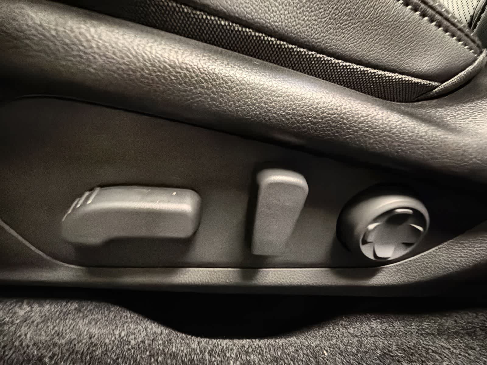 Thumbnail: 2026 Subaru Outback - 18