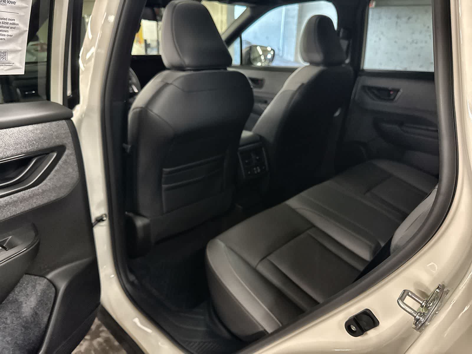 Thumbnail: 2026 Subaru Outback - 18