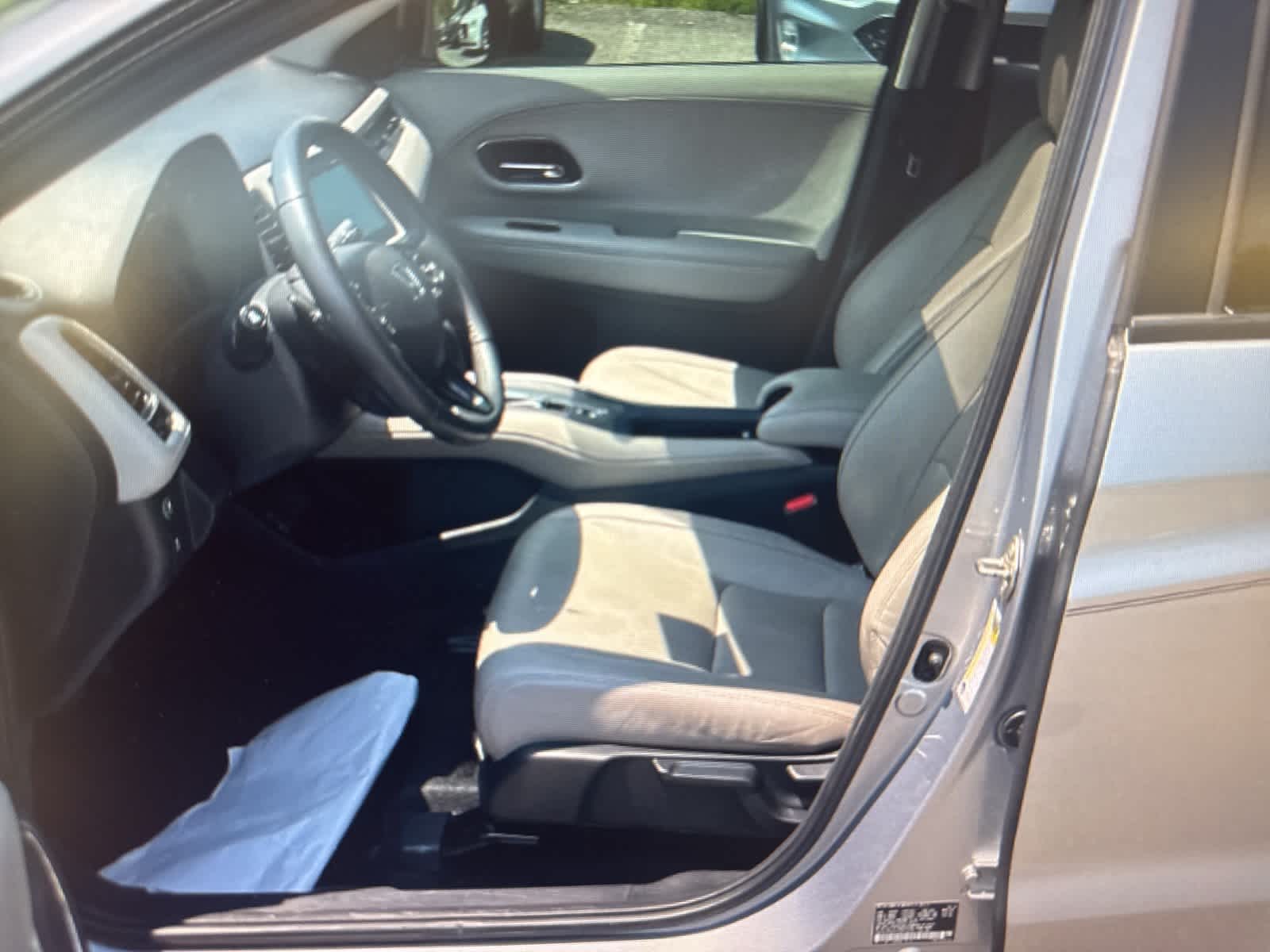 2019 Honda HR-V EX-L 11