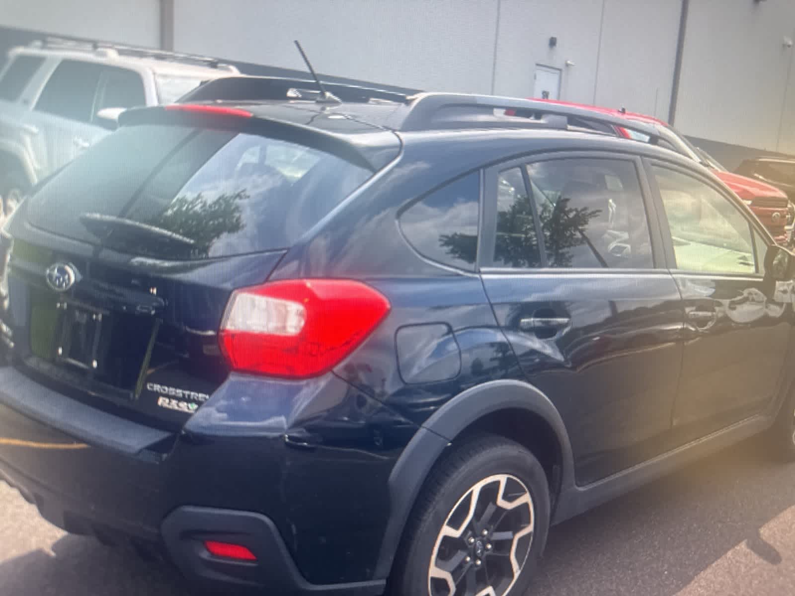 Thumbnail: 2017 Subaru Crosstrek - 5