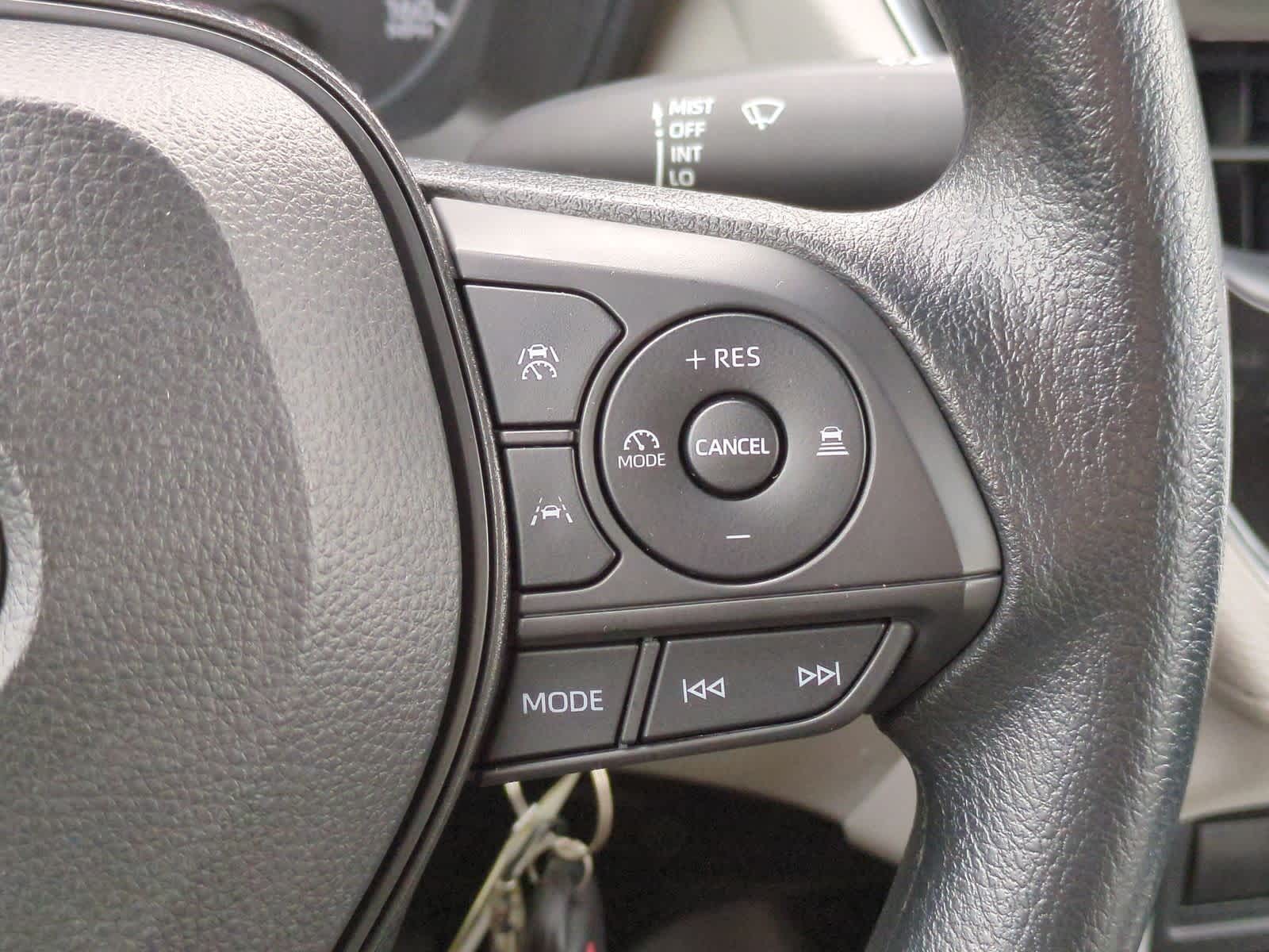 Thumbnail: 2023 Toyota Corolla Cross - 25