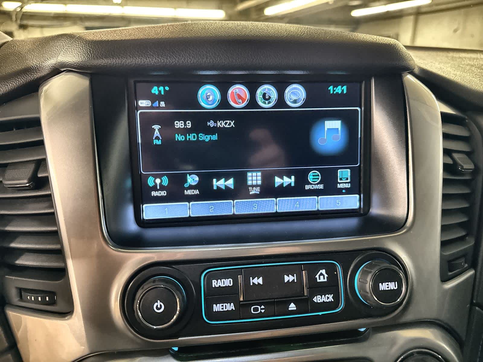 Thumbnail: 2018 Chevrolet Tahoe - 26