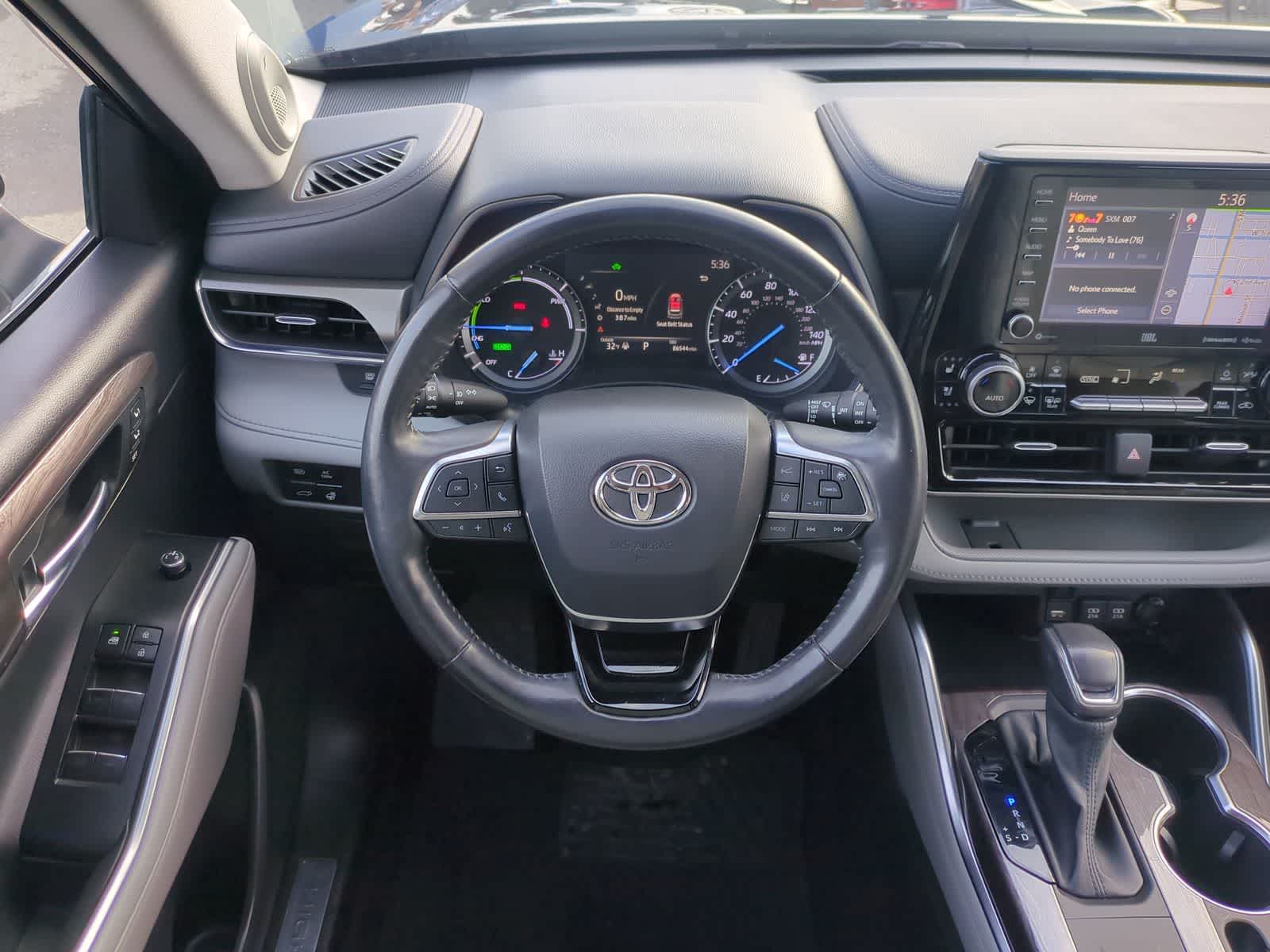 Thumbnail: 2021 Toyota Highlander - 24