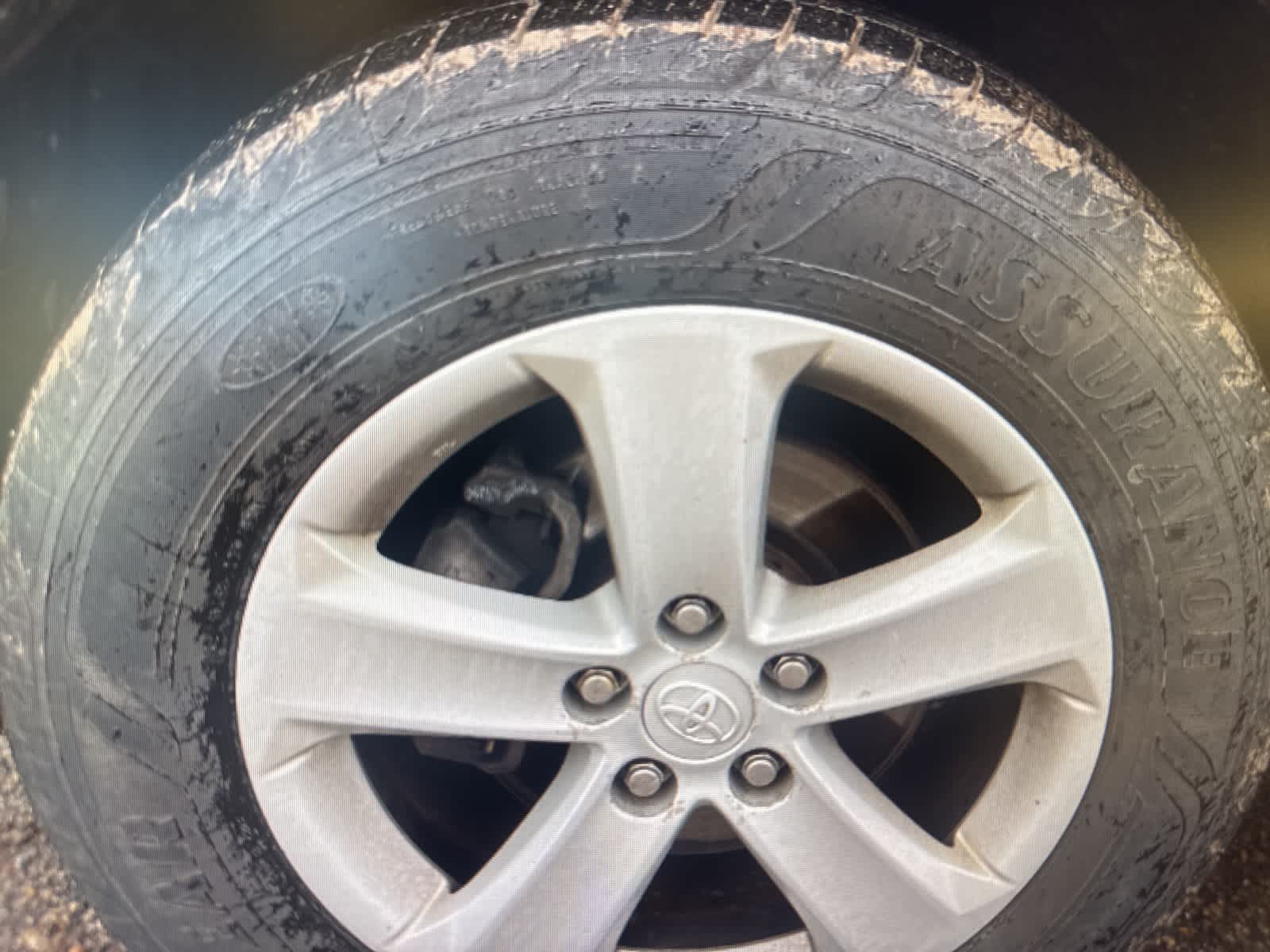 2014 Toyota RAV4 XLE 9