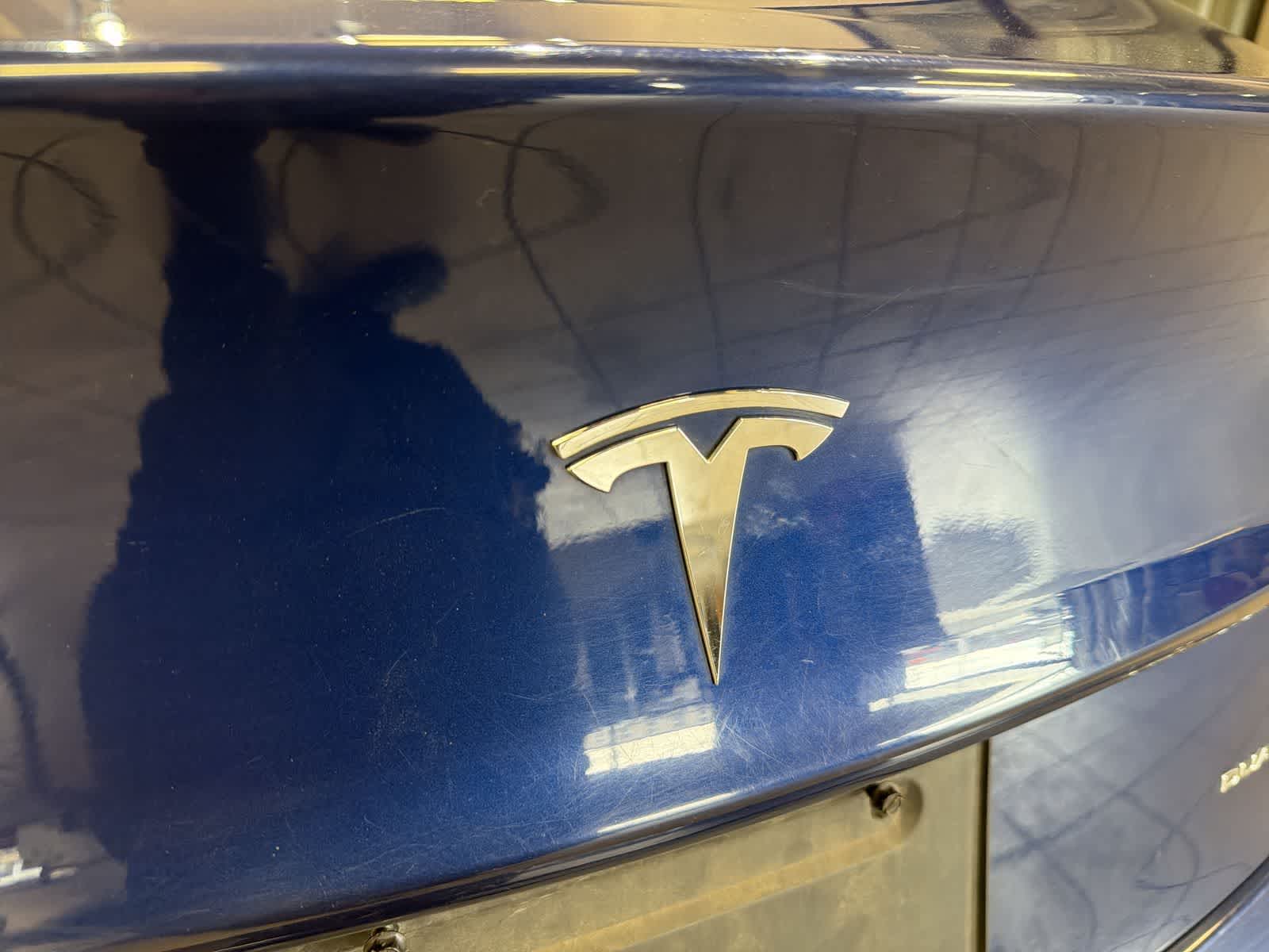 Thumbnail: 2019 Tesla Model 3 - 11