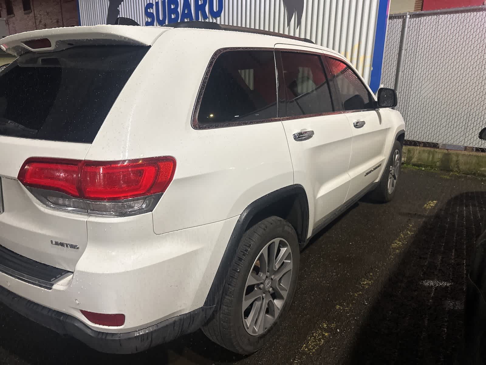 Thumbnail: 2018 Jeep Grand Cherokee - 3