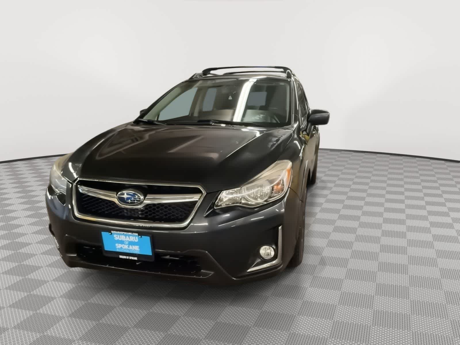 Thumbnail: 2016 Subaru Crosstrek - 3