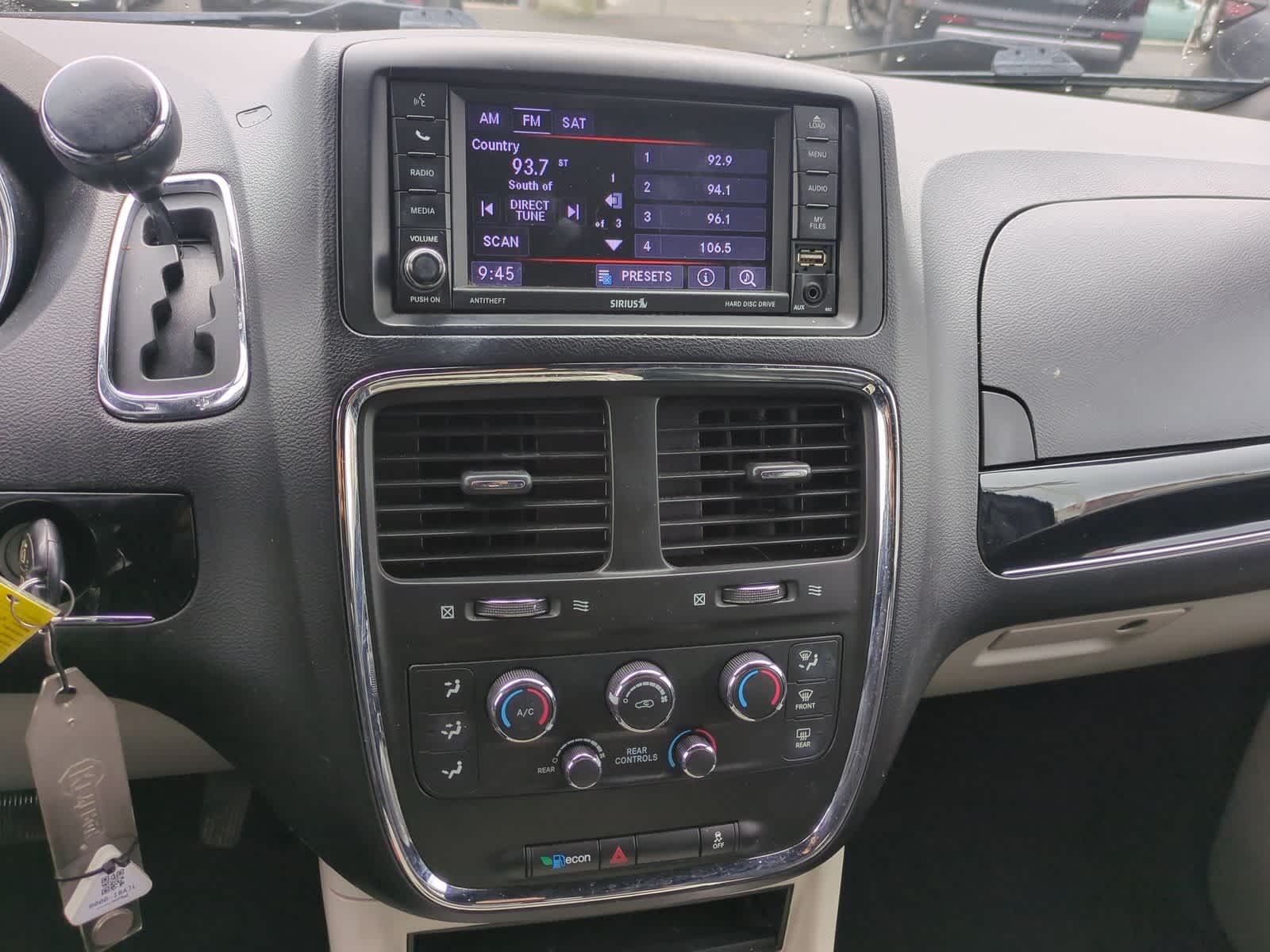 Thumbnail: 2020 Dodge Grand Caravan - 27