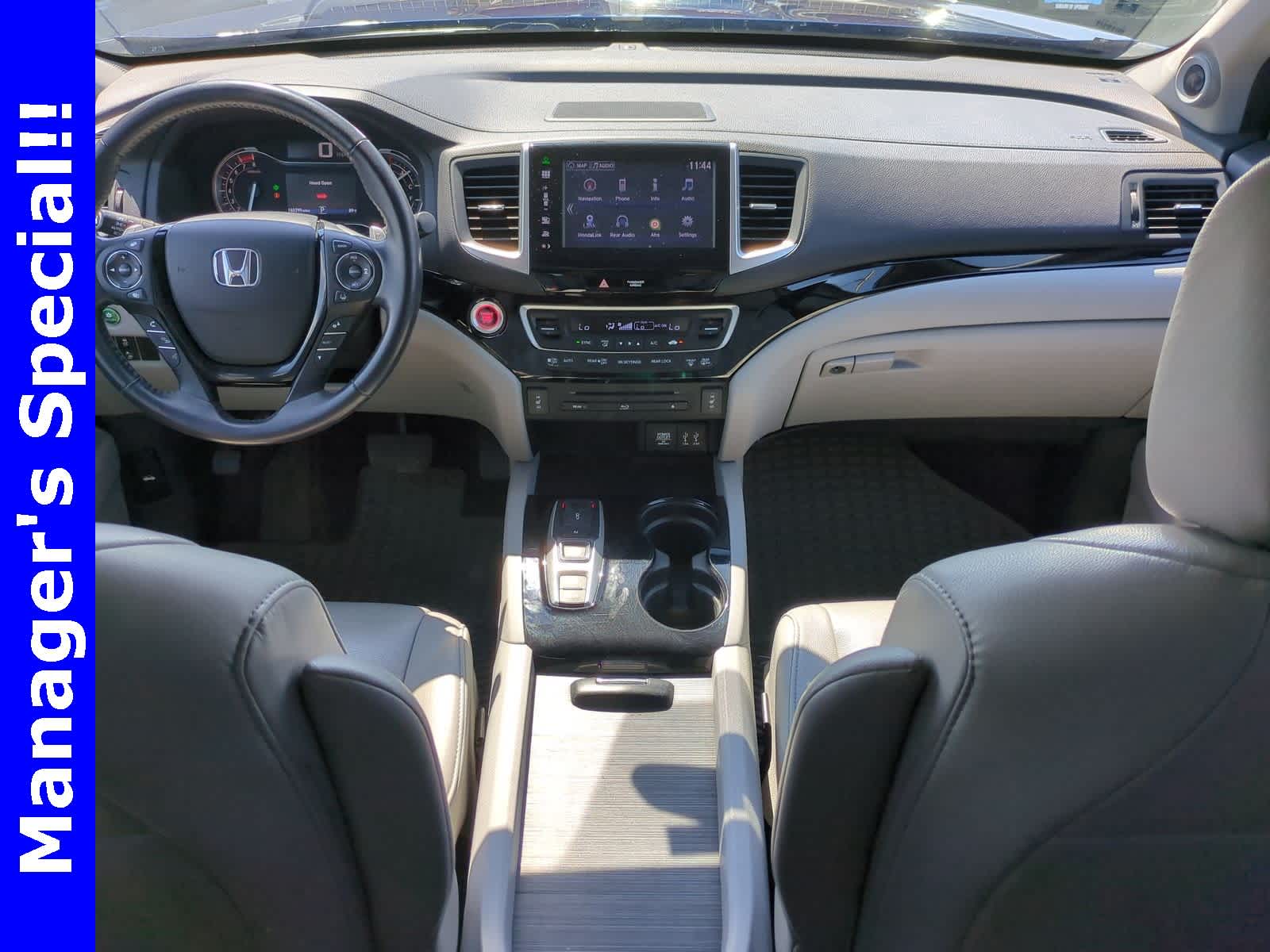 Thumbnail: 2016 Honda Pilot - 15