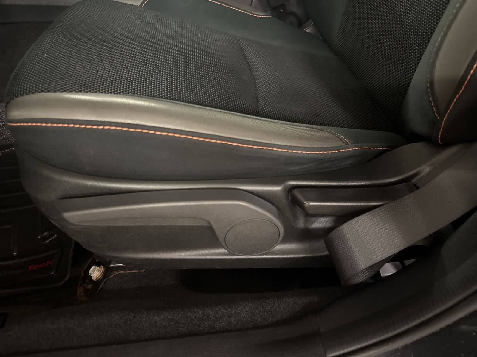 Thumbnail: 2016 Subaru Crosstrek - 16